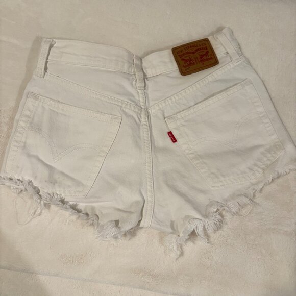 Levi's 501 White Jean shorts size 24 - Picture 3 of 5